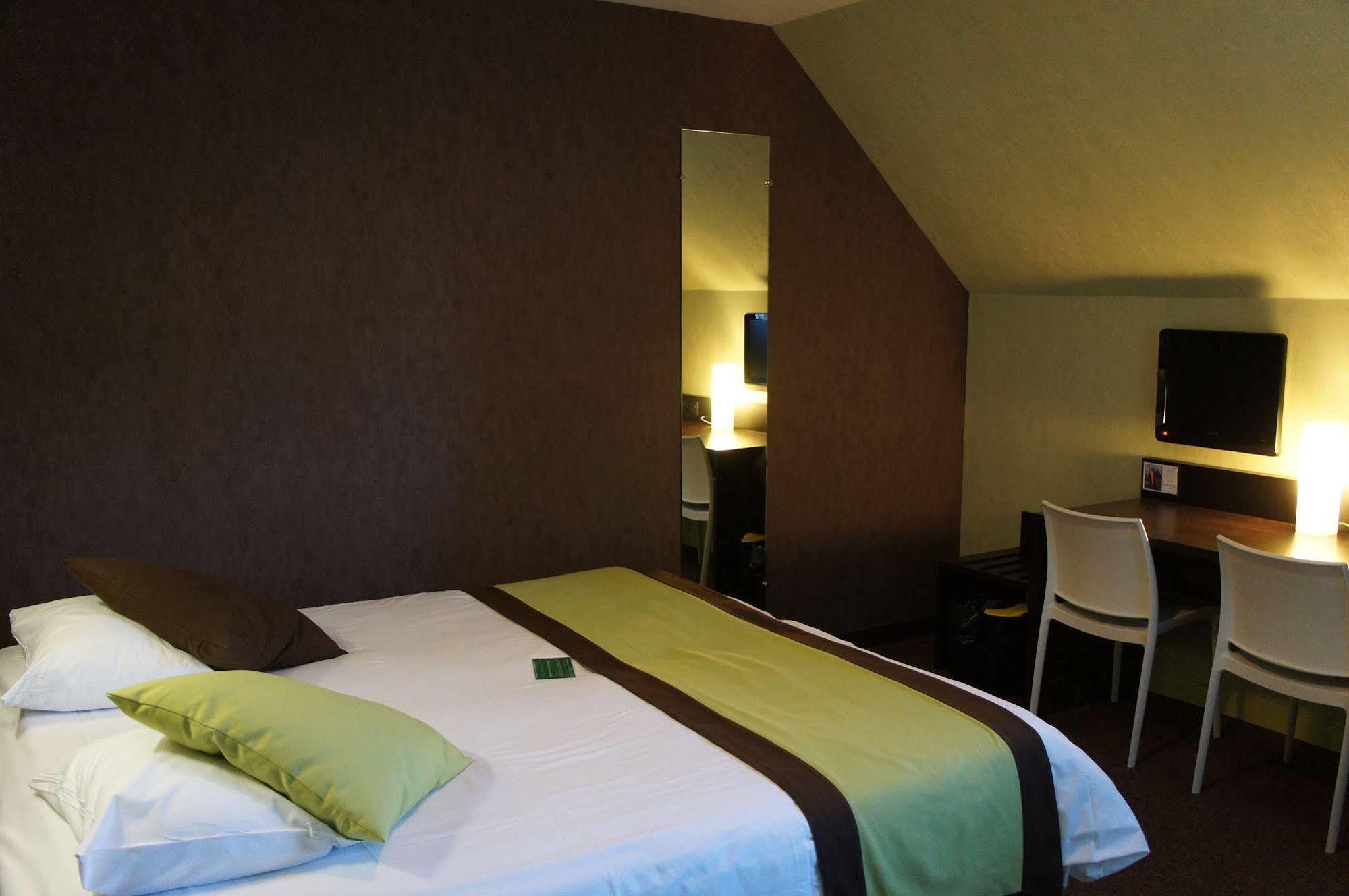 Logis Golfe Hotel Vannes Exteriör bild